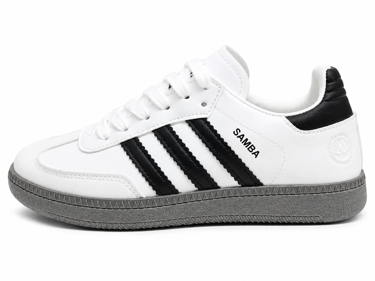 White & Black Samba Style Sneakers – Classic Streetwear Casual Shoes