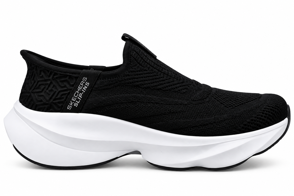 Men’s Lightweight Slip-On Sneakers – Black Breathable Knit Walking Shoes with Cushioned Sole